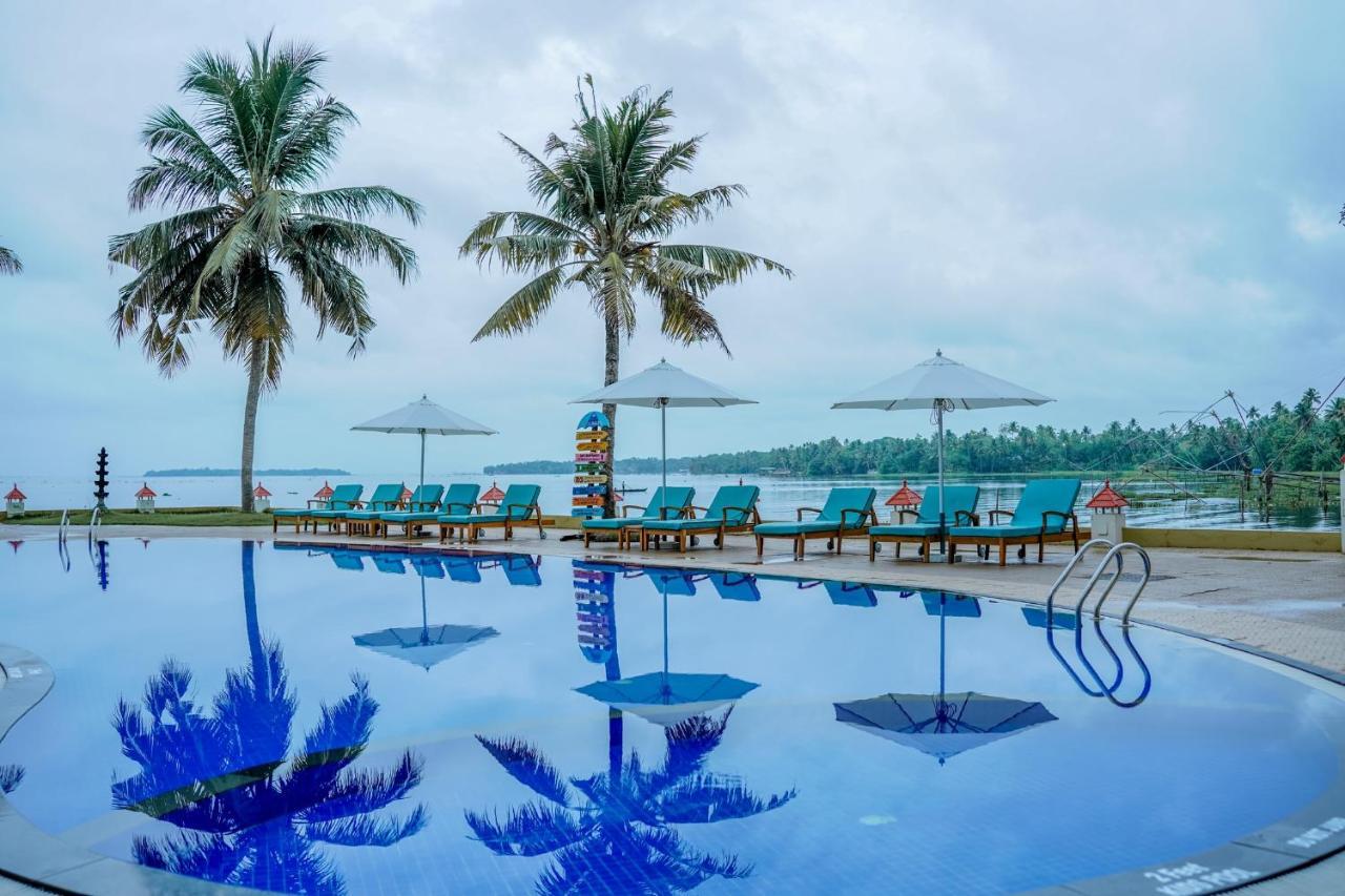 The World Backwaters, Alleppey Кумараком Екстериор снимка