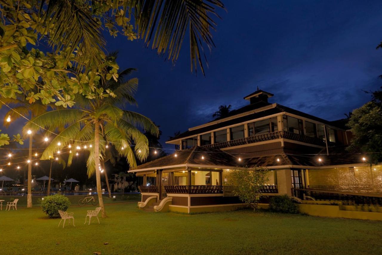 The World Backwaters, Alleppey Кумараком Екстериор снимка