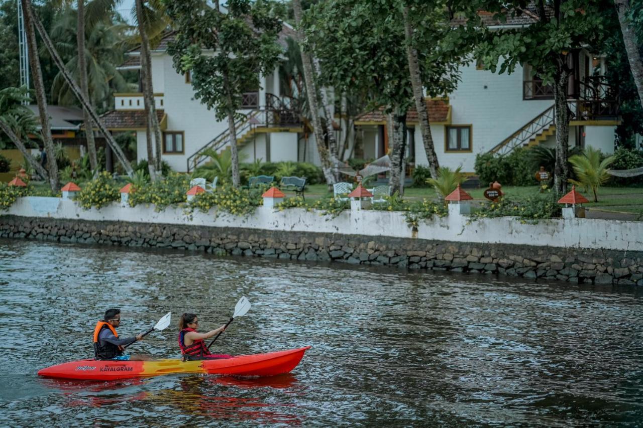 The World Backwaters, Alleppey Hotel Кумараком Екстериор снимка