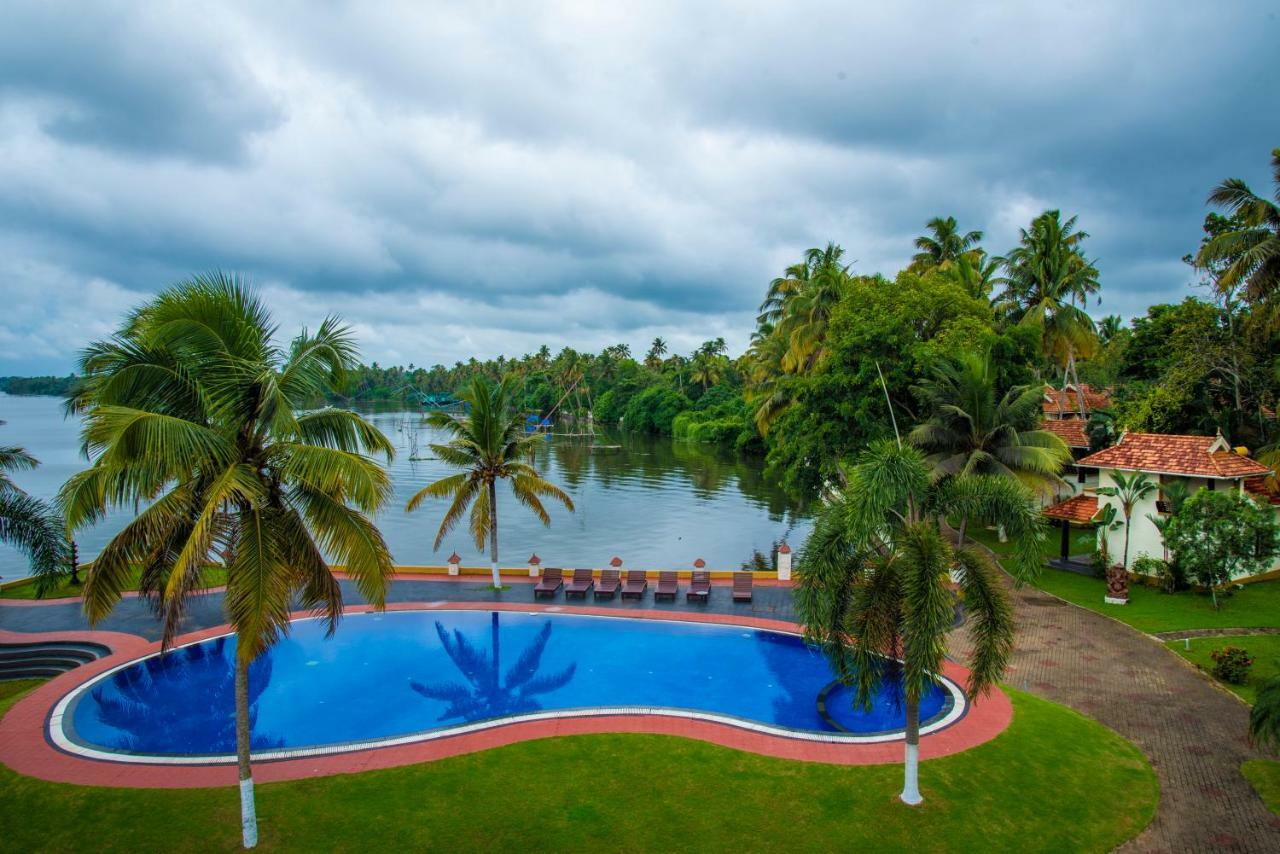 The World Backwaters, Alleppey Кумараком Екстериор снимка